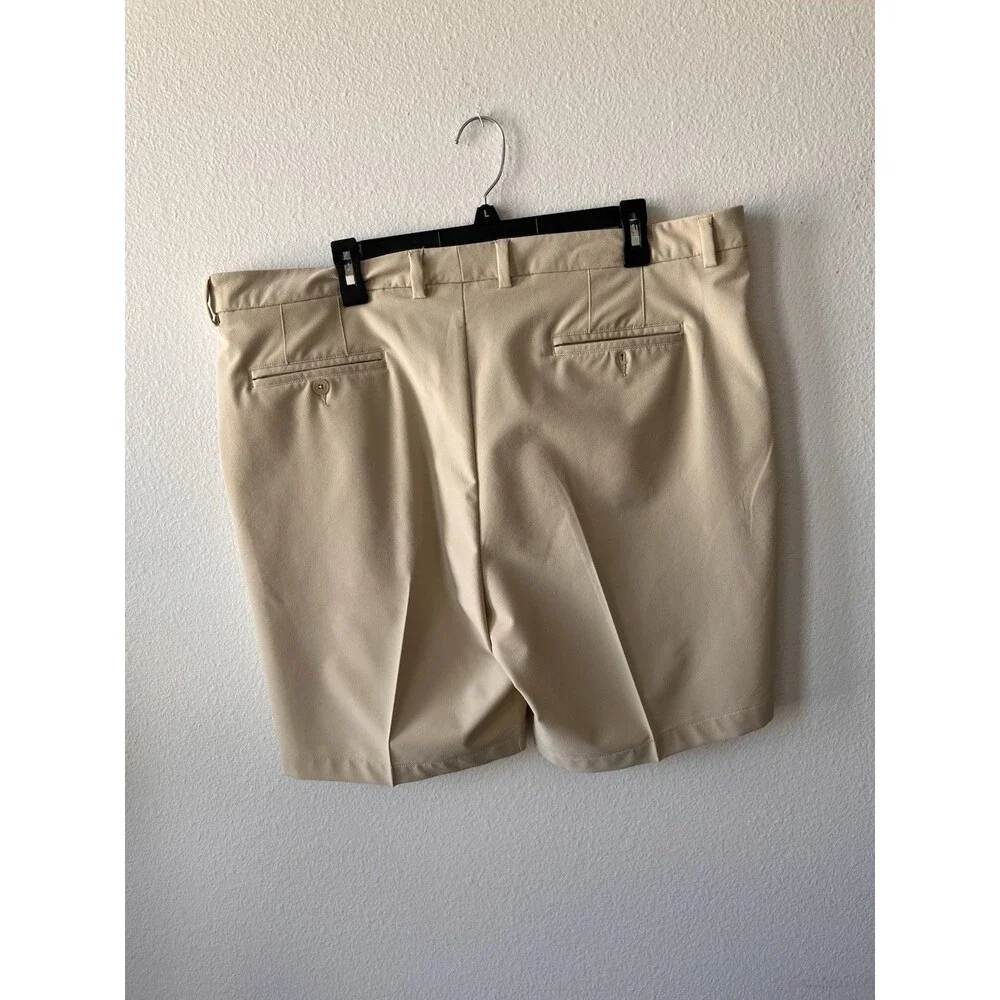 Turtleson Men’s Tan Shorts Size 40